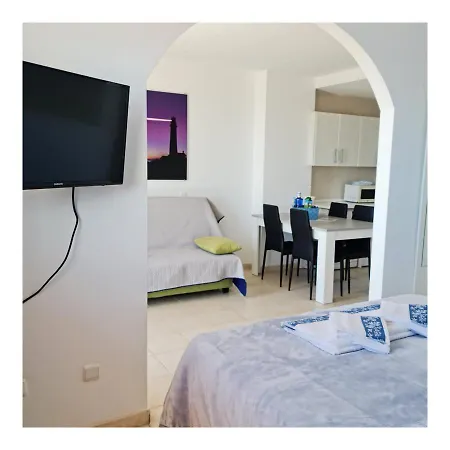 Your Ocean Blue קוסטה קלמה