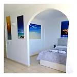 Your Ocean Blue Apartment *
